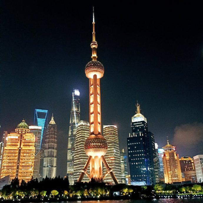 上海,国际化大都市的辉煌历程与未来挑战