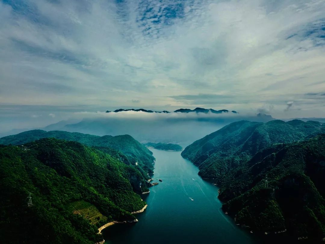 荆楚古韵，现代湖北，历史文化的交融与发展之旅