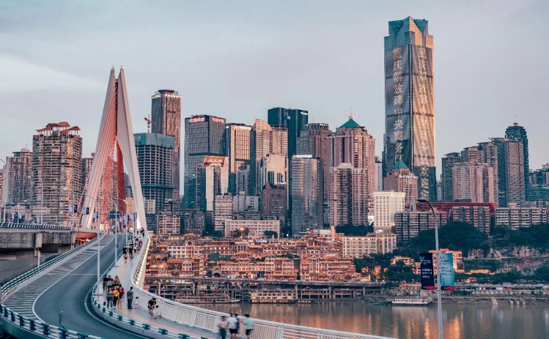 重庆风尚之夜,主持人精彩开场