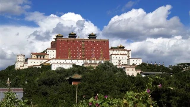 承德,皇家避暑胜地与历史文化名城风采